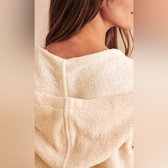 Faherty Whitewater Hoodie - Picture 2 of 5